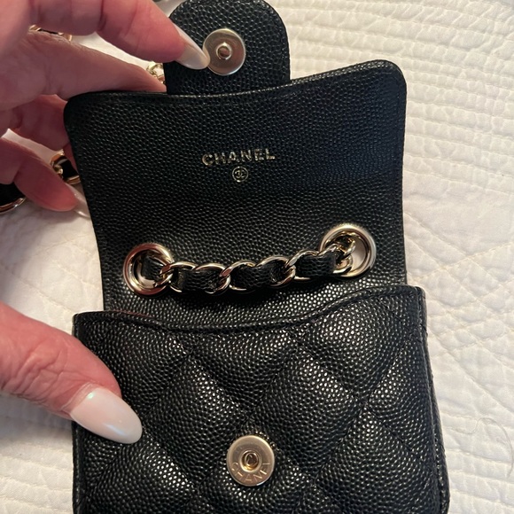 BRAND NEW CHANEL BELT AND COIN PURSE! Adjustable and perfect for all sizes! - Picture 8 of 9